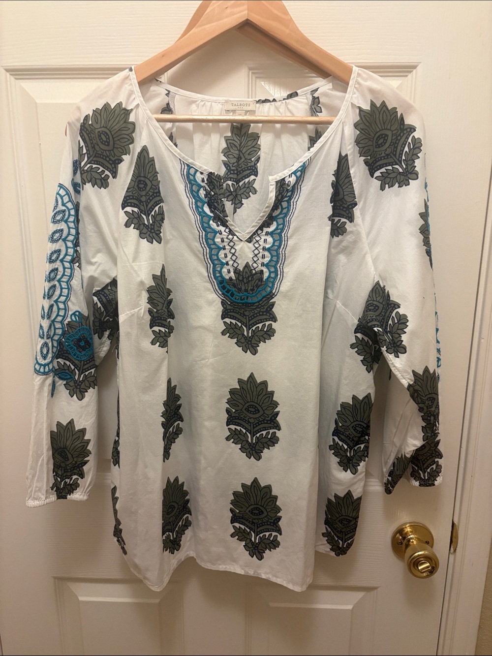 Talbots White Tunic Top with Teal and Olive Embroidery size XL